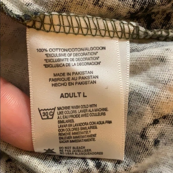 Cabela’s 100%Cotton camouflage T-shirt - Picture 5 of 5